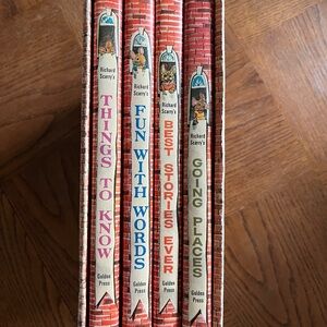 1971 Richard Scarry's Look and Learn Library